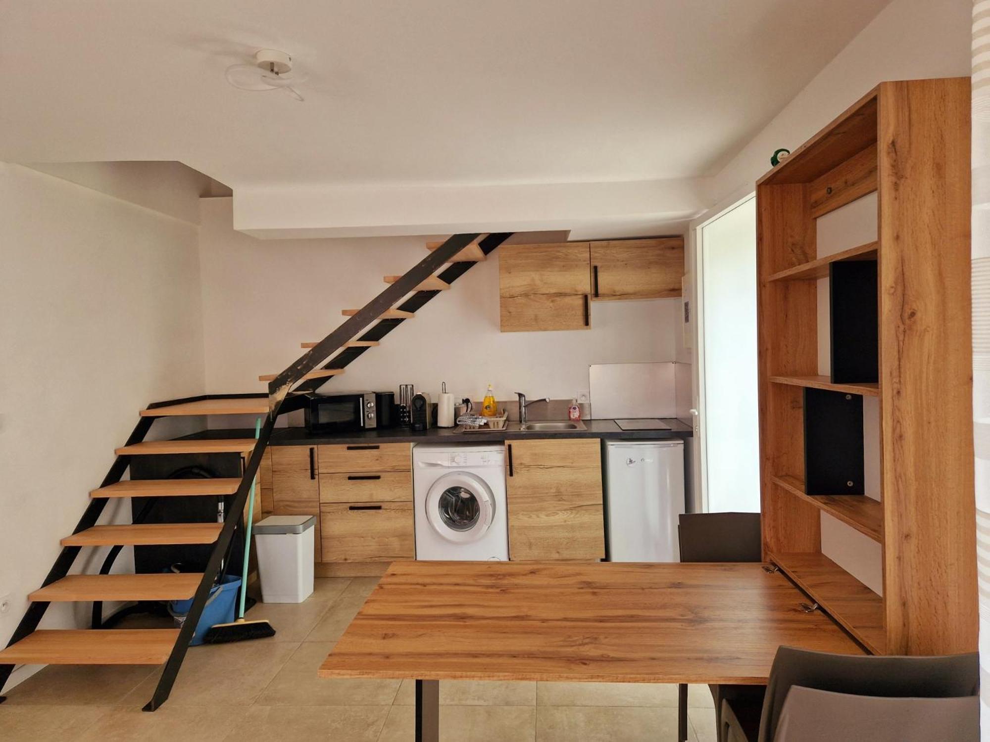 Bel Appartement Duplex Ventabren Exterior photo